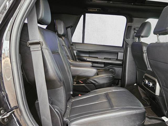Certified 2021 Ford Expedition XLT RWD image 15