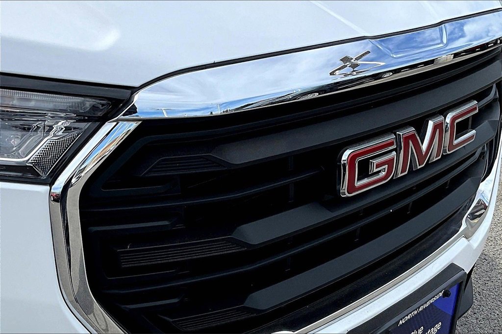 Used 2023 GMC Terrain SLE w/ Driver Convenience Package image 30