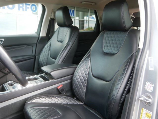 Certified 2023 Ford Edge Titanium AWD/4WD image 11