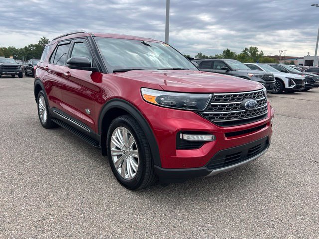 Certified 2022 Ford Explorer King Ranch w/ Premium Technology Package AWD/4WD image 3