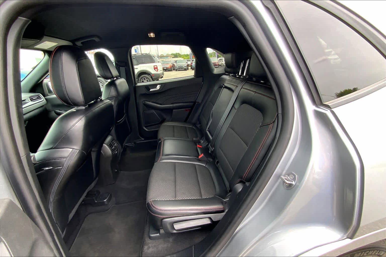 Certified 2024 Ford Escape ST-Line w/ Tech Pack #1 FWD image 20