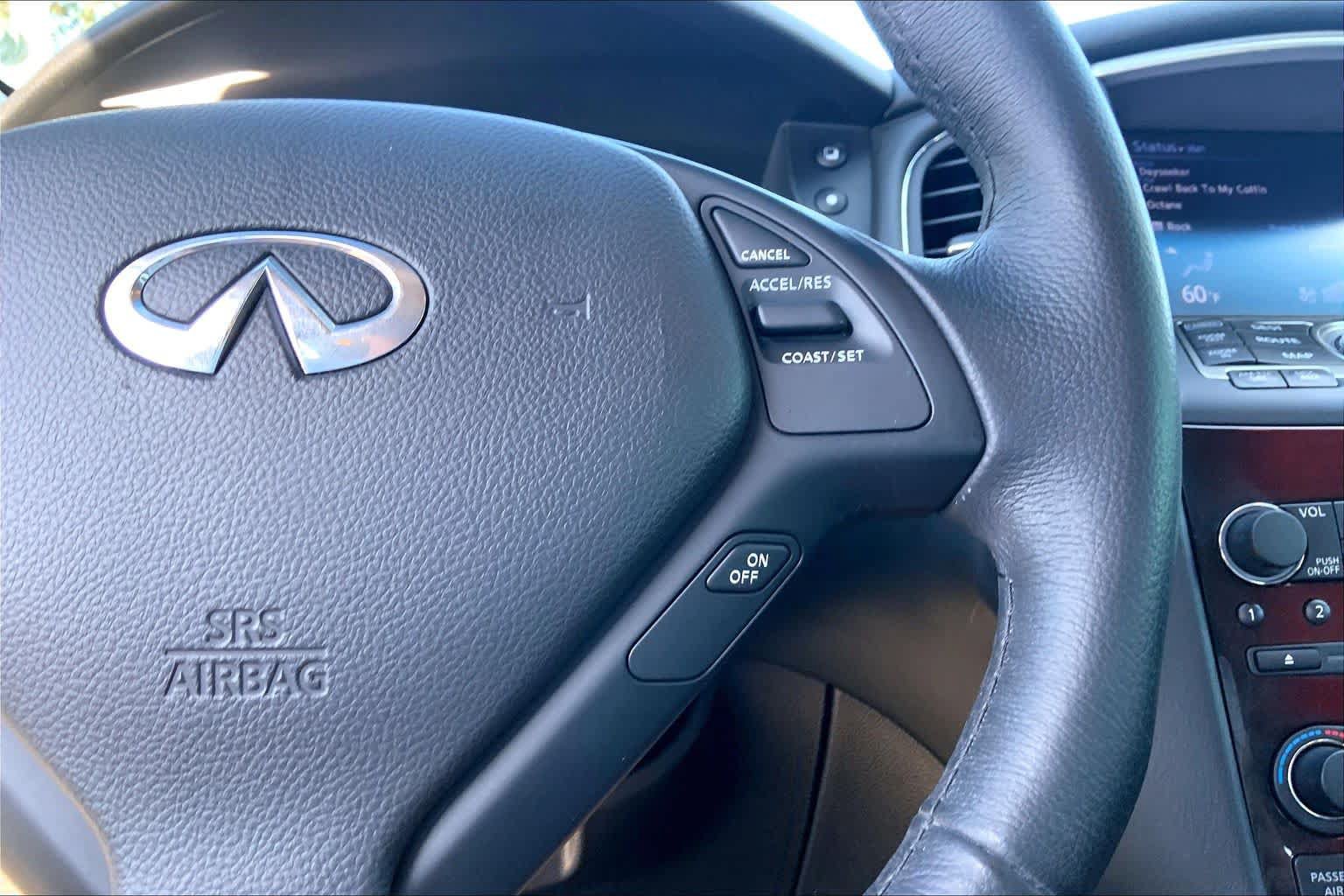 Used 2017 INFINITI QX50 AWD w/ Premium Plus Package image 24