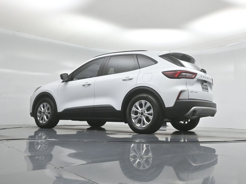 Certified 2025 Ford Escape Active w/ Tech Pack #1 FWD image 48