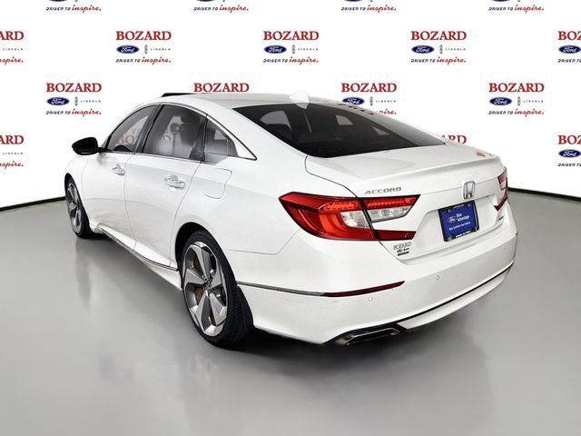 Used 2018 Honda Accord Touring image 6