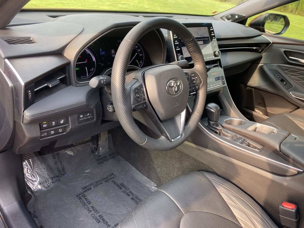 Used 2021 Toyota Avalon Limited w/ Advanced Safety Package FWD image 22