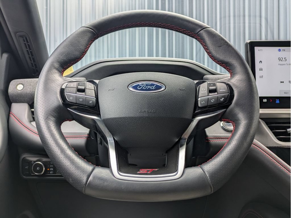 Certified 2025 Ford Explorer ST AWD/4WD image 21