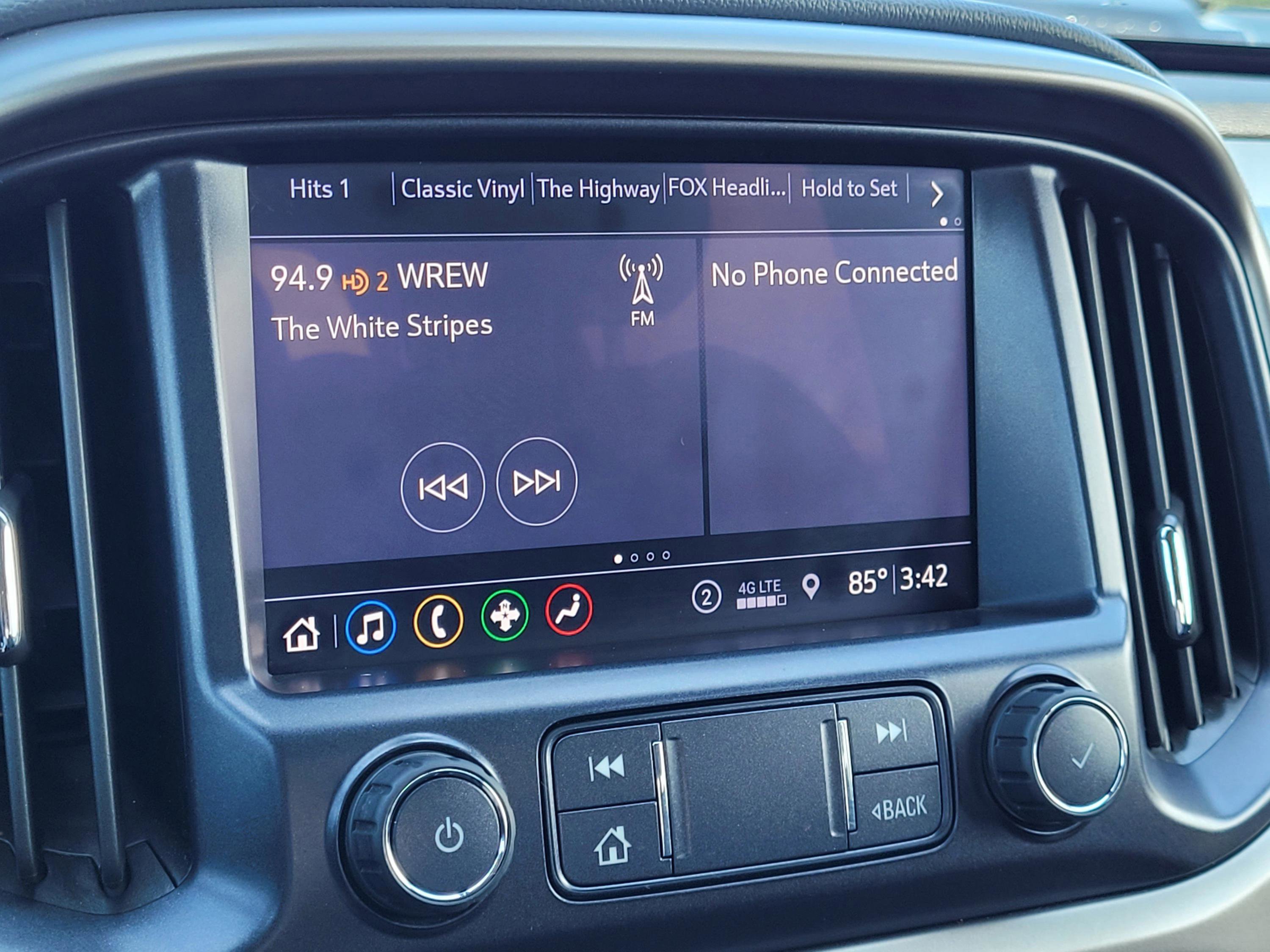 Used 2021 Chevrolet Colorado Z71 AWD/4WD image 19
