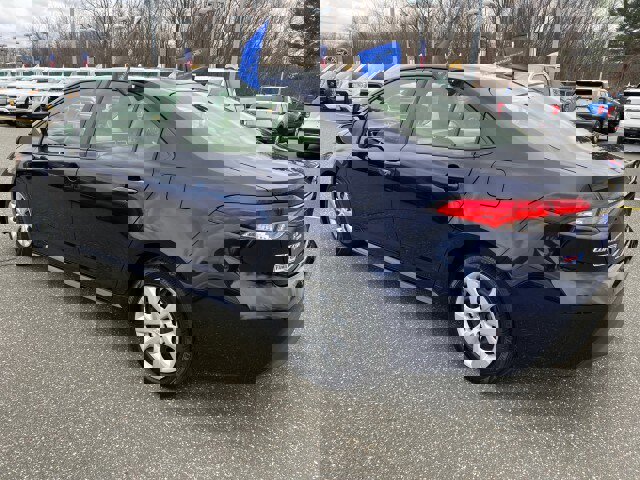 Used 2023 Toyota Corolla LE image 3