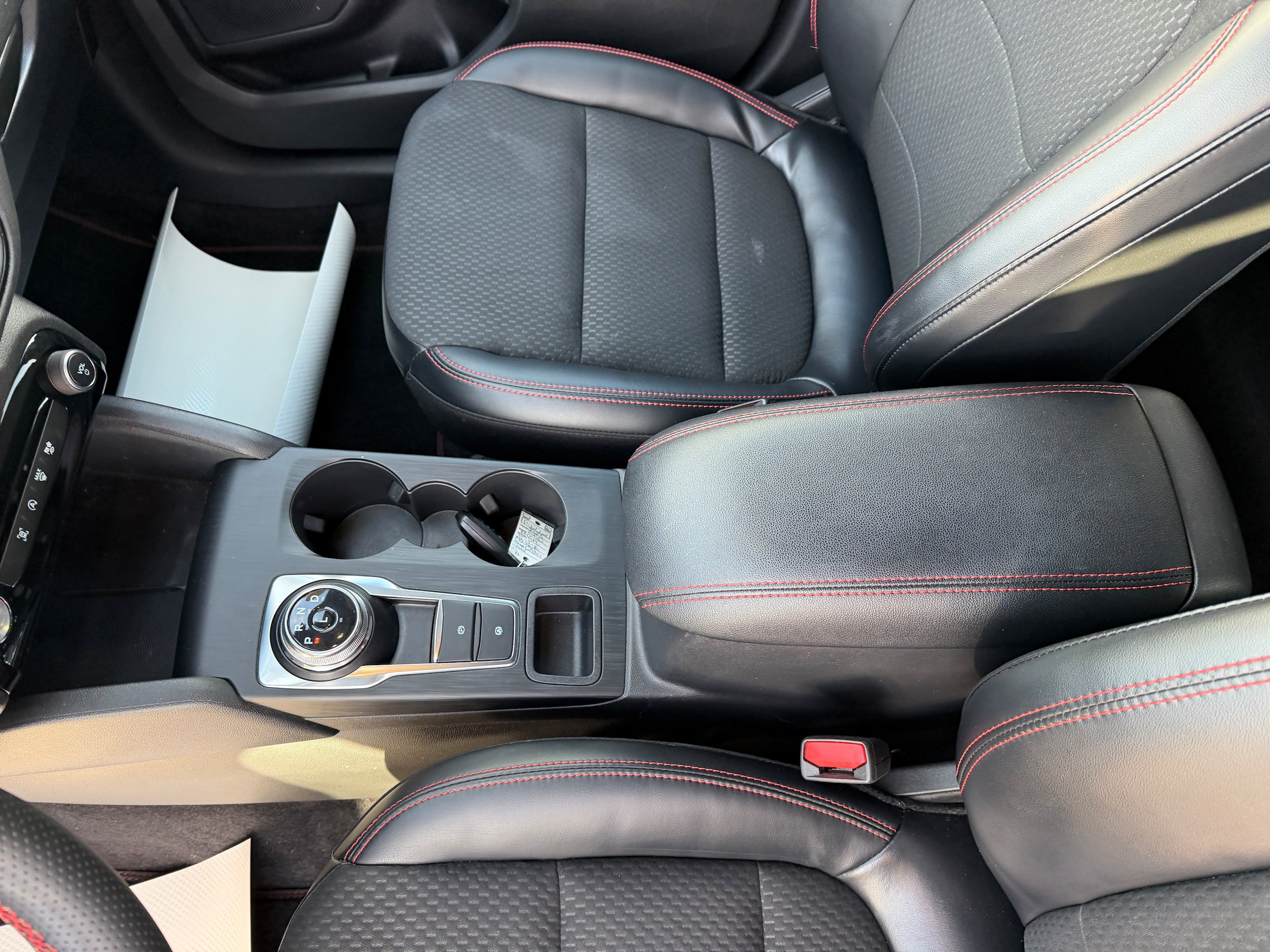 Certified 2023 Ford Escape ST-Line w/ Tech Pack #1 AWD/4WD image 15