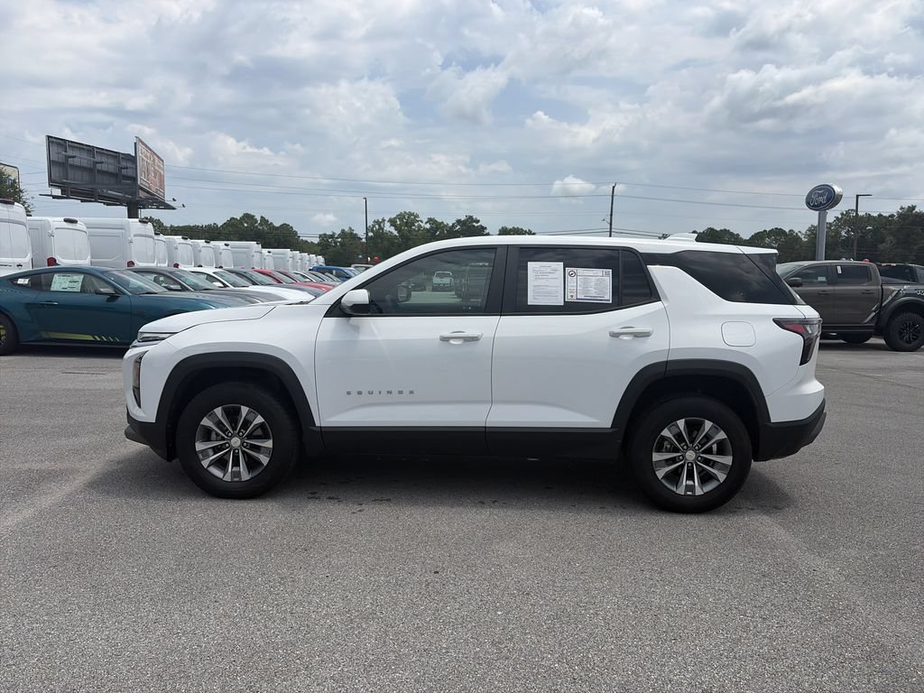 Used 2025 Chevrolet Equinox LT FWD image 4