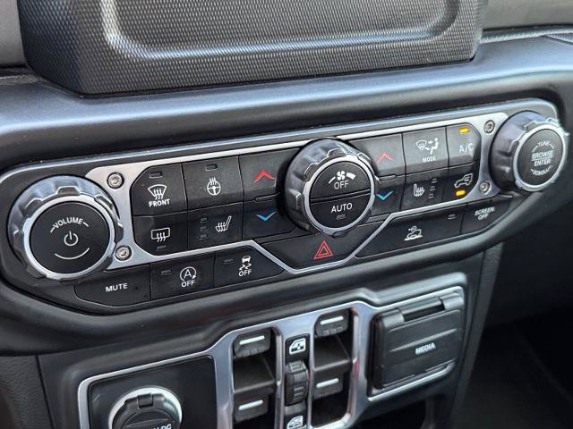 Used 2023 Jeep Wrangler Unlimited Sport AWD/4WD image 23
