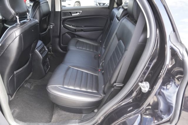 Certified 2019 Ford Edge SEL w/ Equipment Group 201A image 12