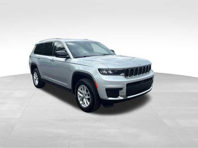 Used 2023 Jeep Grand Cherokee L Laredo image 6