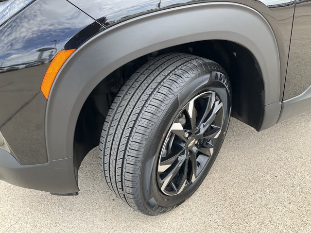 Used 2023 Chevrolet TrailBlazer LT w/ Convenience Package FWD image 21