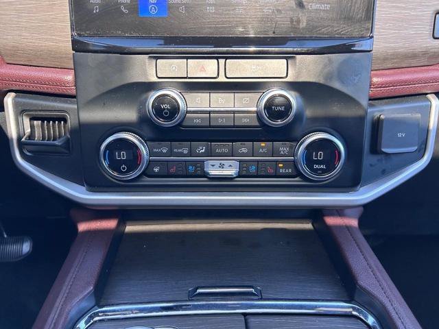 Certified 2024 Ford Expedition Limited AWD/4WD image 19