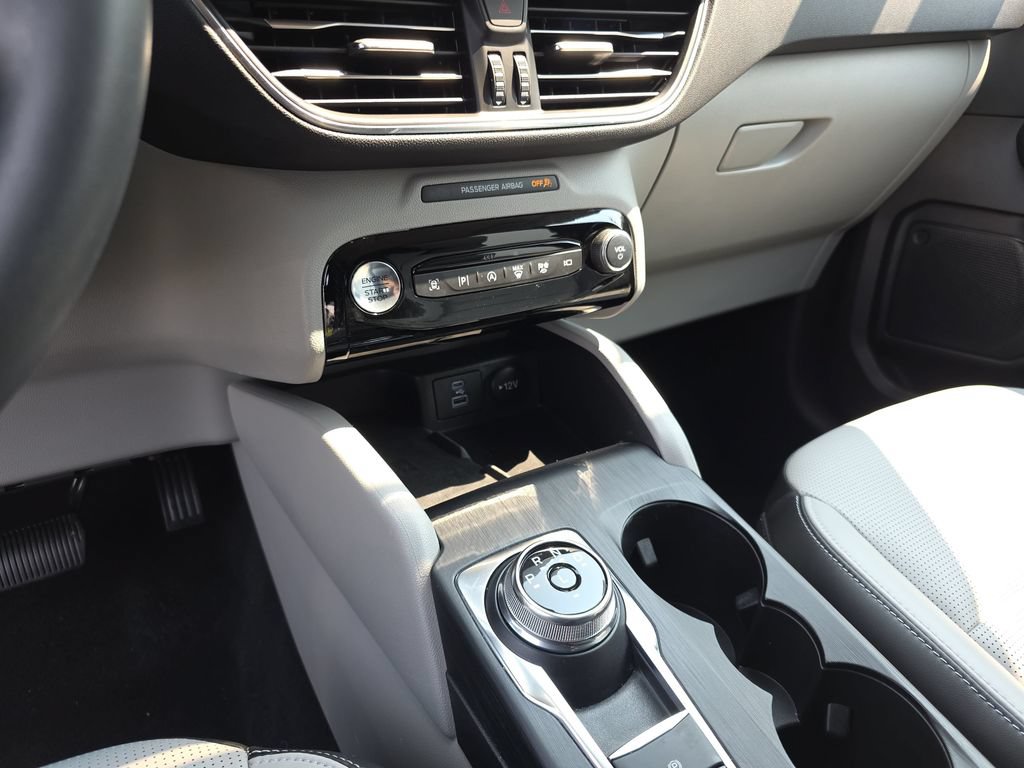 Certified 2023 Ford Escape Platinum AWD/4WD image 22