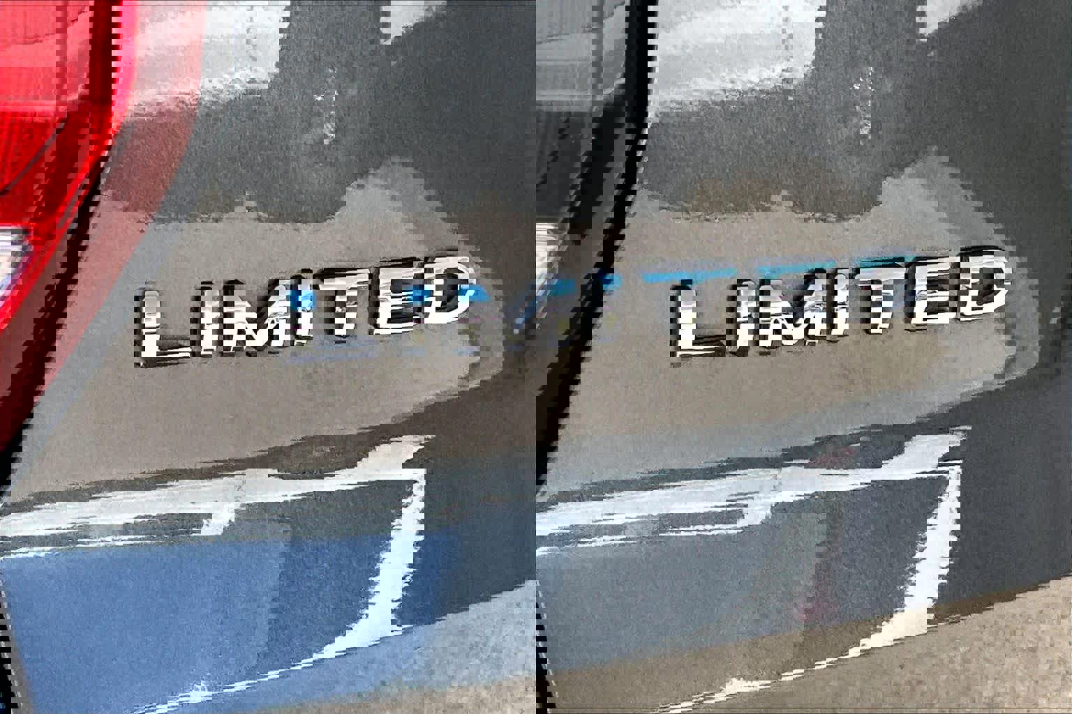 Certified 2019 Ford Explorer Limited w/ Class III Trailer Tow Package image 13