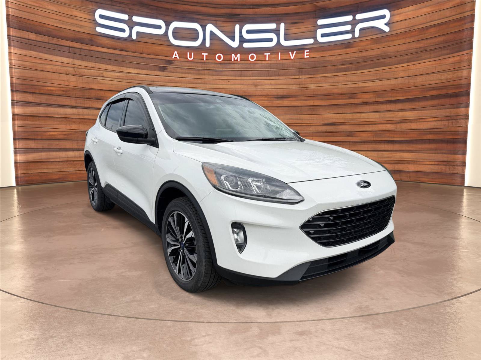Certified 2022 Ford Escape SEL w/ SEL Stealth AWD Package image 10