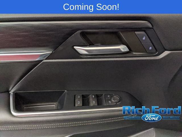 Used 2024 GMC Acadia Elevation image 14