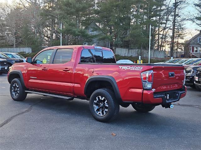 Used 2022 Toyota Tacoma TRD Off-Road image 2