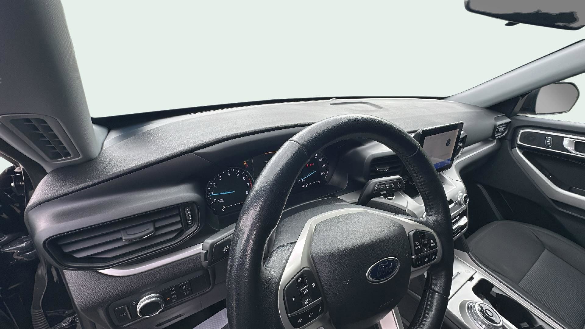 Certified 2022 Ford Explorer XLT image 11