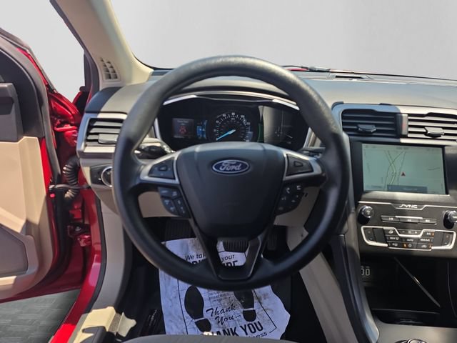 Certified 2020 Ford Fusion SE FWD image 14