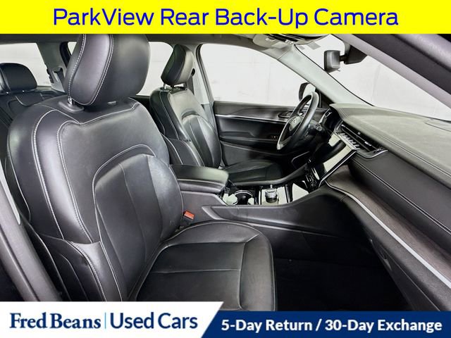 Used 2022 Jeep Grand Cherokee L Limited AWD/4WD image 38