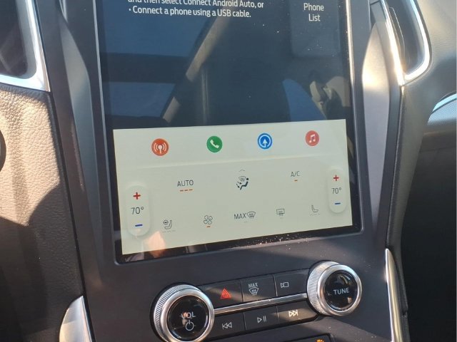 Certified 2023 Ford Edge Titanium AWD/4WD image 16
