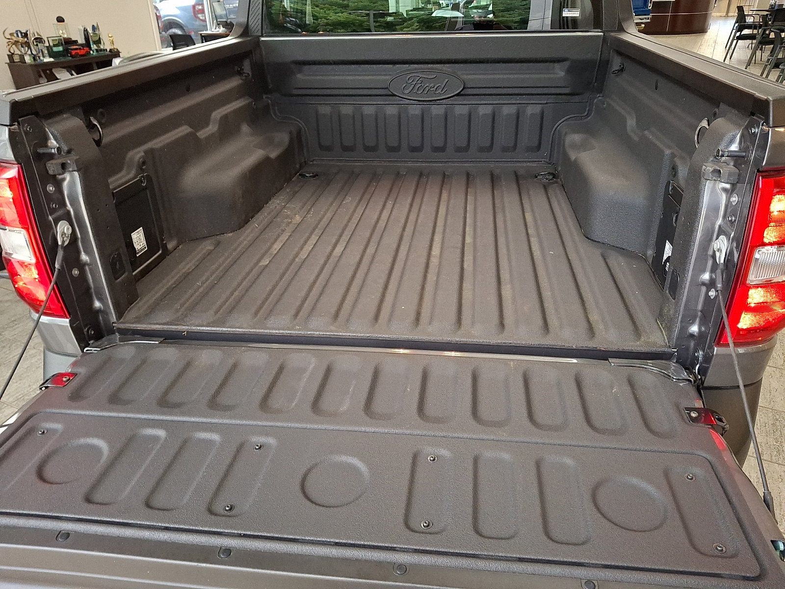 Certified 2024 Ford Maverick XLT w/ Equipment Group 300A Standard AWD/4WD image 31