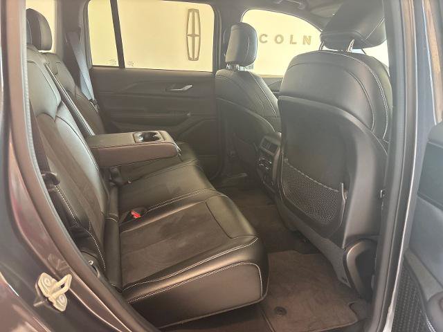 Used 2024 Jeep Grand Cherokee Altitude AWD/4WD image 9