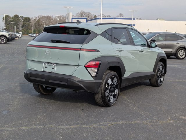 Used 2025 Hyundai Kona SEL image 4
