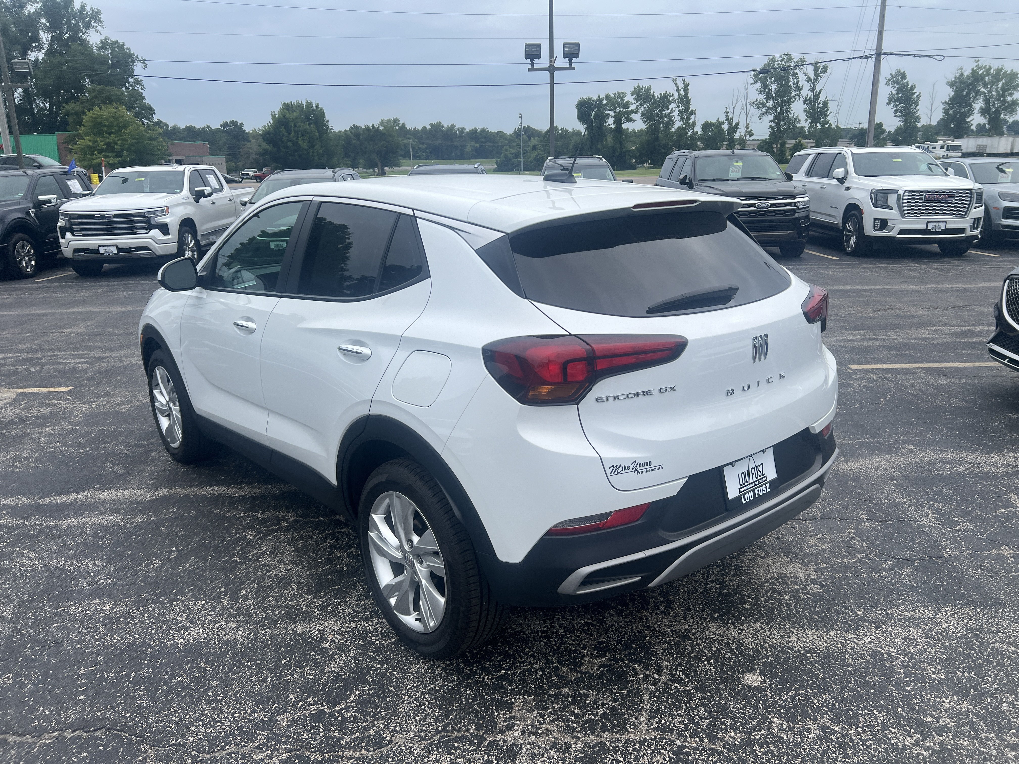 Used 2024 Buick Encore GX Preferred FWD image 5