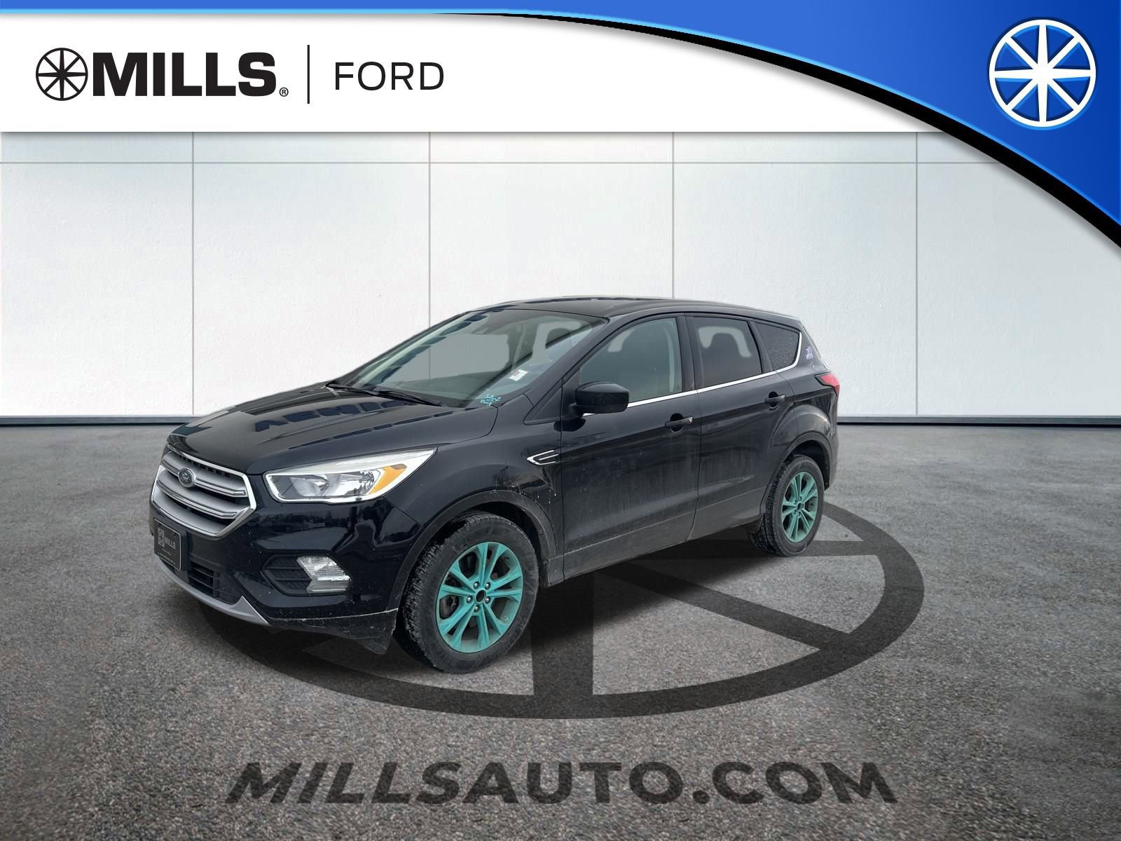 Certified 2019 Ford Escape SE image 1