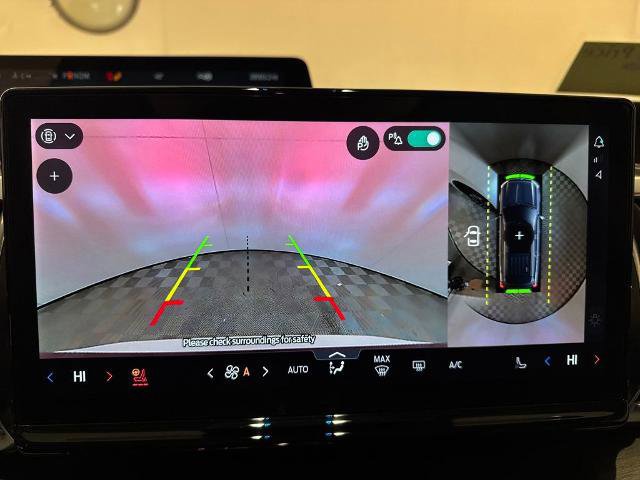 Certified 2025 Ford Expedition Platinum w/ Driver's Package image 28