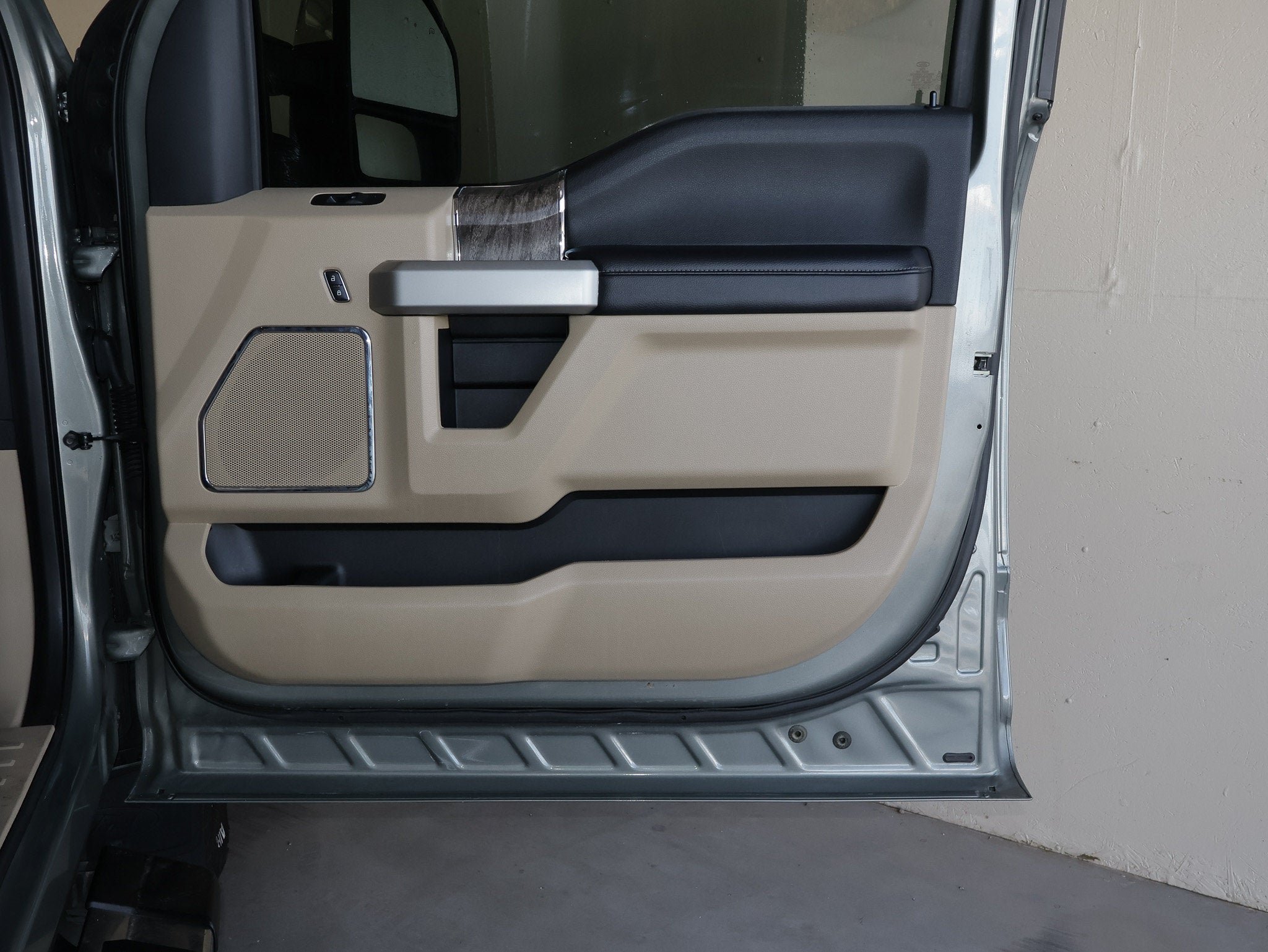 Certified 2019 Ford F250 Lariat w/ Chrome Package AWD/4WD image 42