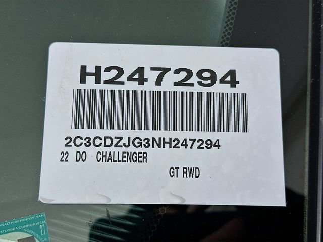 Used 2022 Dodge Challenger GT image 31