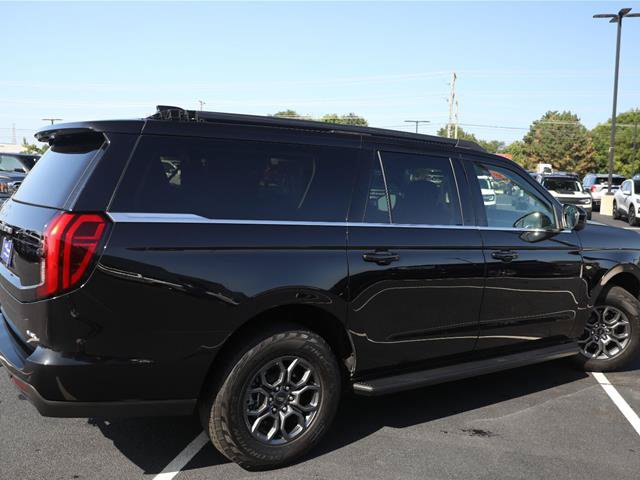Certified 2025 Ford Expedition Max Active AWD/4WD image 2
