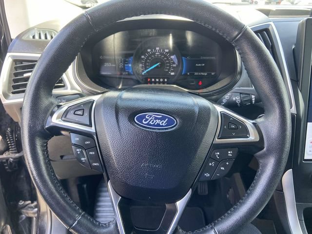 Certified 2024 Ford Edge SEL AWD/4WD image 17