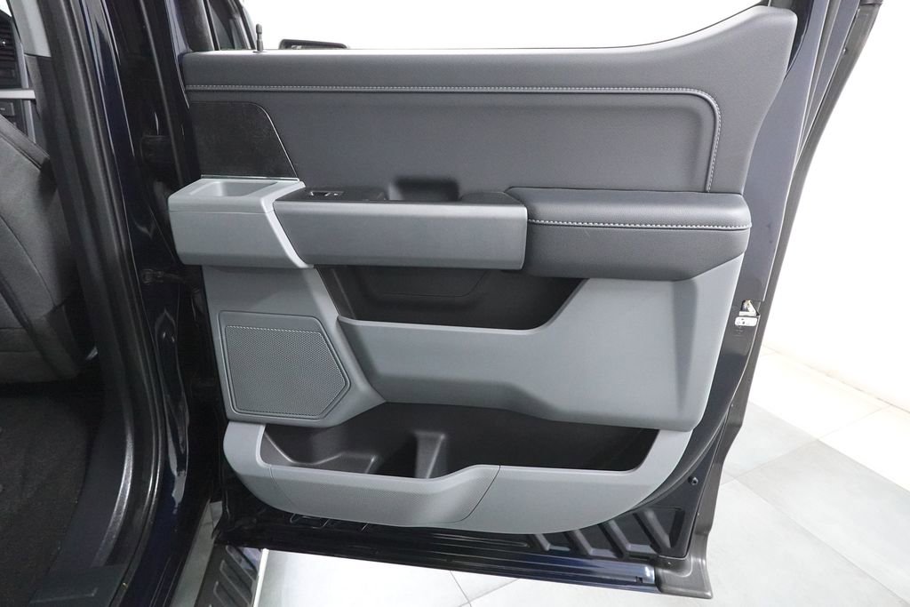 Certified 2022 Ford F150 XLT w/ Equipment Group 302A High image 28