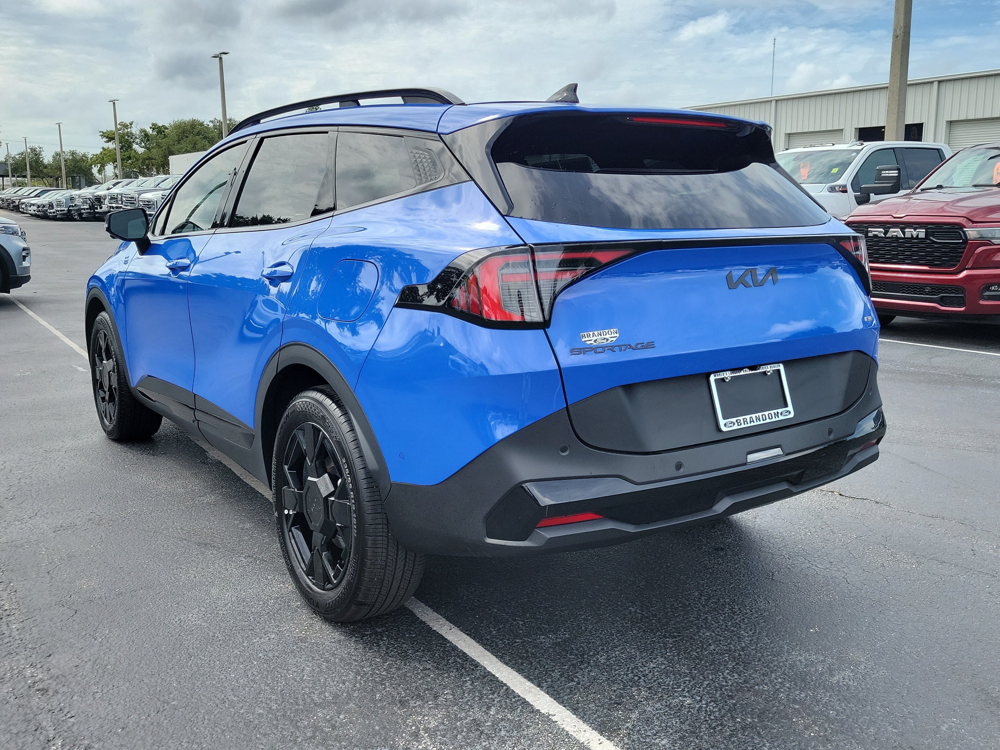 Used 2026 Kia Sportage X-Line w/ X-Line Technology Package AWD/4WD image 7