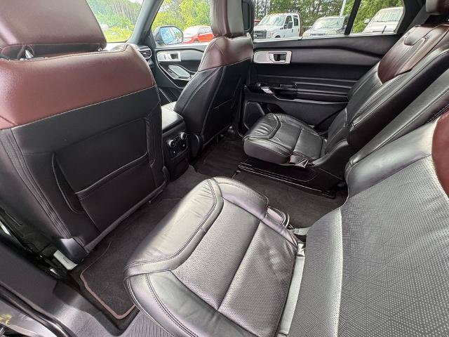 Certified 2023 Ford Explorer Platinum w/ Technology Package AWD/4WD image 27