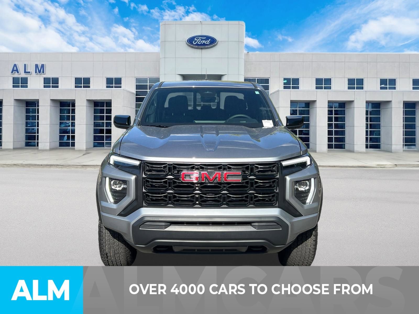 Used 2025 GMC Canyon Elevation RWD image 2