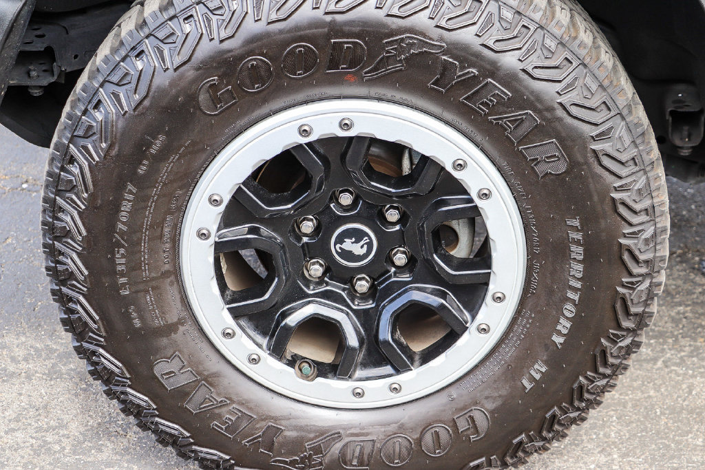 Certified 2023 Ford Bronco Big Bend w/ Sasquatch Package AWD/4WD image 14