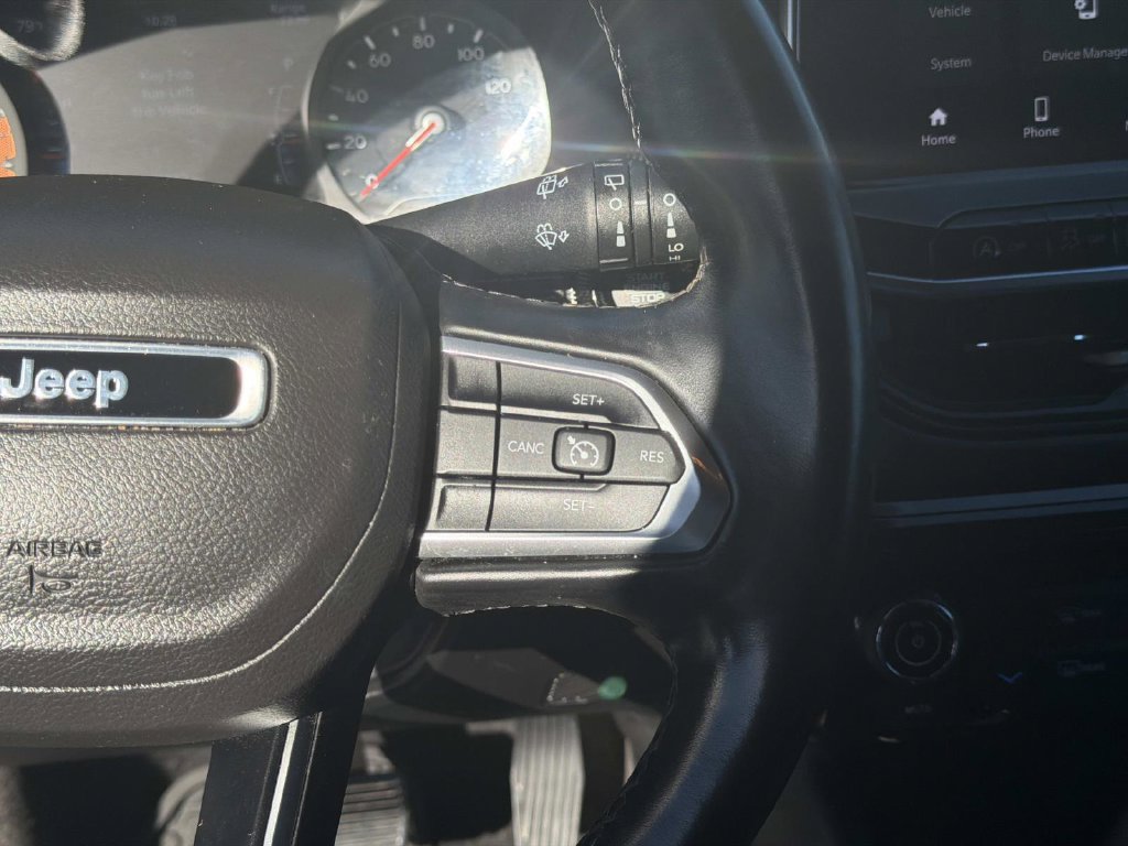 Used 2022 Jeep Compass Latitude w/ Convenience Group AWD/4WD image 24