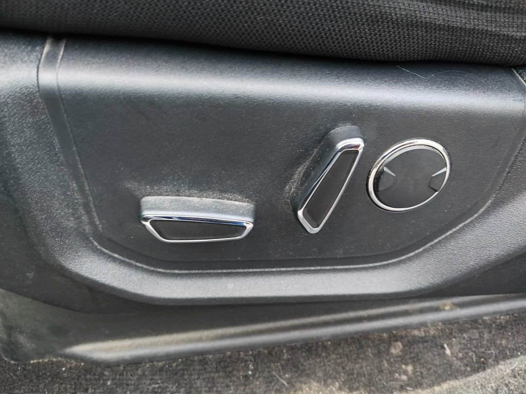 Certified 2018 Ford F150 XLT w/ Equipment Group 302A Luxury image 9