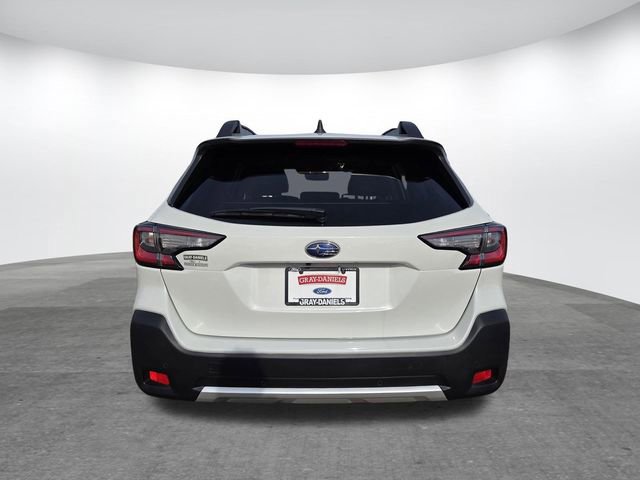 Used 2023 Subaru Outback Limited AWD/4WD image 3