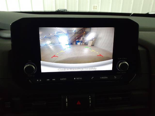 Used 2025 Nissan Pathfinder S AWD/4WD image 27
