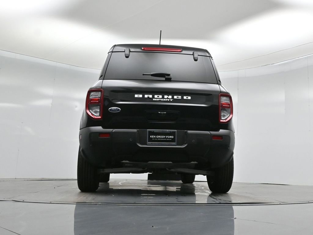 Certified 2025 Ford Bronco Sport Outer Banks w/ Outer Banks Tech Package+ image 17