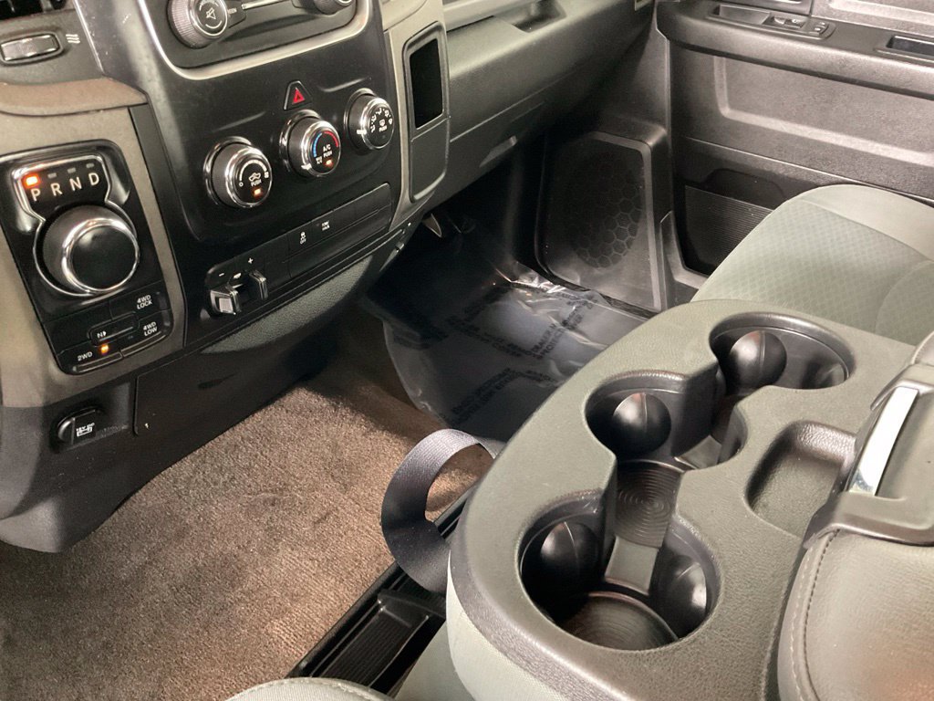Used 2017 RAM 1500 Express AWD/4WD image 18