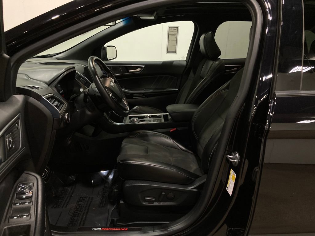 Certified 2022 Ford Edge ST w/ Equipment Group 401A image 23